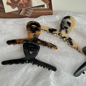 French style acetate hair claw clip, large leopard print shark clip for thick hair styling.
