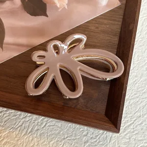 Elegante molletta per capelli a farfalla cava per donne, chic clip ad artiglio in acetato.