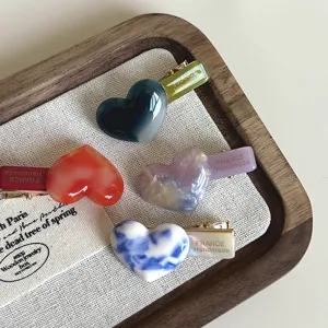Cute acetate heart hair clip stylish sweet side clip duckbill clip for women daily fashion accessories.