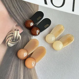 Korean style chic hairpin set, elegant brown and beige side clips for women hairstyles.