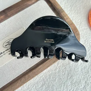 Élégante pince à cheveux noire en acétate pour femme, style français moyen pince requin.