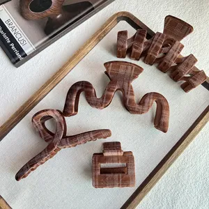 Korean retro brown plaid velvet hair claw clip set, elegant shark clip for stylish hairstyles.
