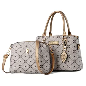 Ensemble sacs à main pour femmes cabas et sac bandoulière, motif chic avec pendentif feuille.