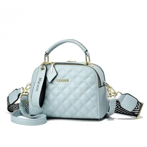 Hellblaue gesteppte Umhängetasche für Damen, modische Handtasche mit breitem Gurt und Henkel