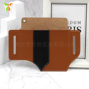 Funda de cuero marrón duradera para herramientas EDC con presilla para cinturón y bolígrafo.