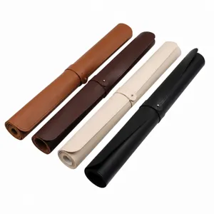 Tapis de pique-nique en cuir pliable à quatre couleurs, tapis de bureau de camping.