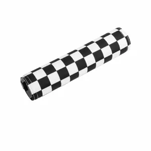 Housse de guidon de moto à carreaux noirs et blancs, coussin universel et protection antichoc.