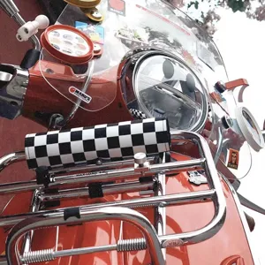 Housse de Guidon de Moto à Carreaux Noir et Blanc Housse de Protection Universelle Rétro