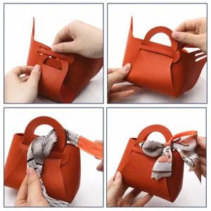 Scatola di Caramelle in Pelle Bomboniera con Sciarpa Twilly Arancione Mini Borsetta