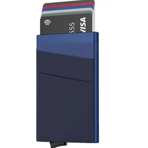 Porte-cartes pop-up en aluminium avec poche en cuir pour un rangement sécurisé des cartes.