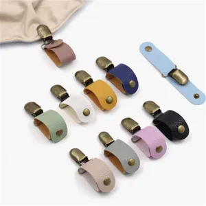 Clip per Cappello in Pelle PU Portatile Per Cappellino da Sole da Viaggio Berretto da Baseball Ciondolo per Borsa Accessori Ciondolo Multifunzionali