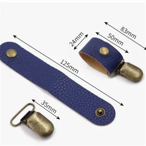 Clip per cappello in ecopelle PU portatile e appendiabiti da borsa con clip in bronzo.