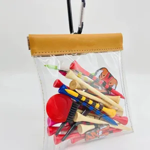 Custodia trasparente in PVC per tee da golf con chiusura in pelle e moschettone per sport.