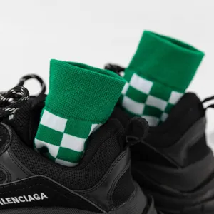 Green and white checkered mid-tube socks trendy fashion street style cotton women socks