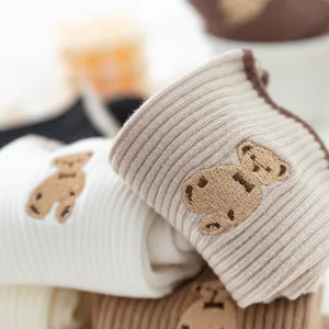 Damen Wadensocken mit süßer Bärenstickerei, gerippte Strickbaumwolle, weiche japanische JK-Socken.