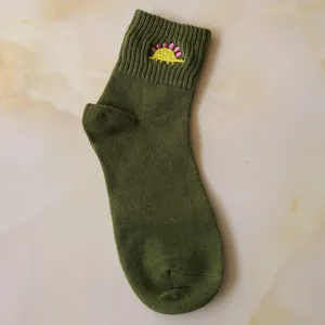 Cute dinosaur embroidered women crew socks, green cotton autumn winter casual socks.