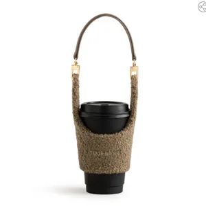 Winter Warm Teddy Velvet Coffee Cup Sleeve Portable Plush Cup Cover Insulated Anti-Scald Drink Sleeve With PU Leather Handle