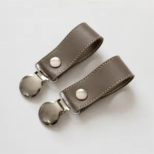 Japanese style stroller blanket clip leather metal duckbill pacifier clip for baby daily use