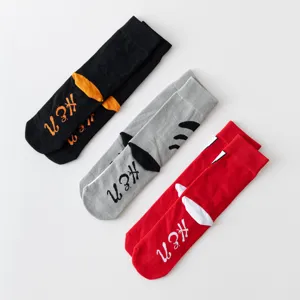 Novelty chicken feet funny crew socks for women and men, cute autumn winter casual cotton socks.