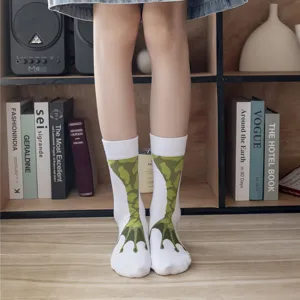Funny frog web socks for men and women, creative novelty casual mid tube cotton socks.