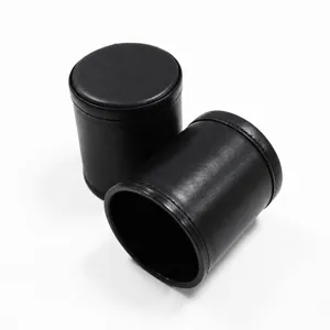 Ensemble de gobelets à dés en cuir PU noir, accessoire de jeu durable pour fêtes.