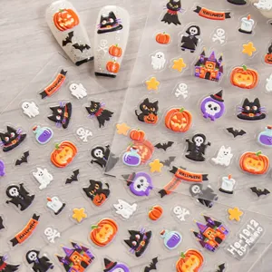 Adesivi per unghie di Halloween in rilievo 5D con zucca fantasma e simpatico scheletro.