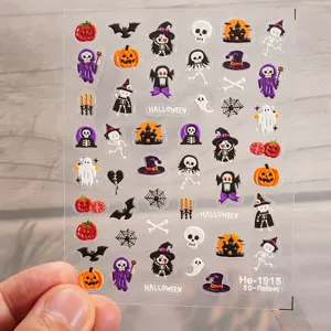Adesivi per unghie di Halloween in rilievo 5D con simpatici motivi di zucca fantasma e scheletro.