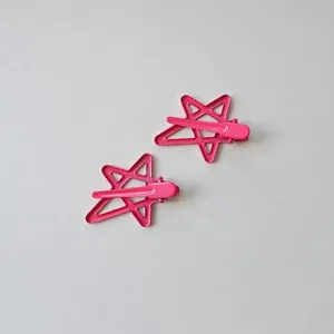 Pink star hair clips detail, cute metal duckbill clips for girls fringe bangs styling.
