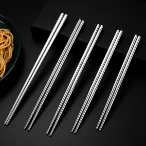 Bacchette in acciaio inossidabile resistenti stoviglie in metallo con anelli antiscivolo cucina.