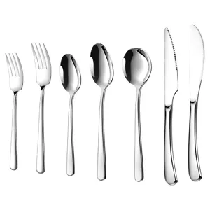 Set di posate in acciaio inox elegante per cucina forchetta cucchiaio e coltello