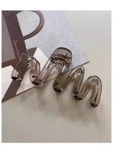 Translucent wavy hair claw clip jelly color stylish shark clip for daily hair styling accessory