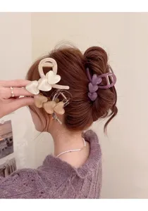 Sweet jelly color heart hair claw clips, cute resin shark clips for daily sweet updo hairstyles.