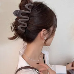 Womens Large Hair Claw Clip Matte Plastic Resin Wavy Hair Catch Clamp Non Slip Hair Styling Accessories For Thick Hair