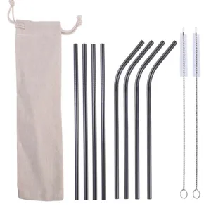 Wiederverwendbares Edelstahl Trinkhalm Set mit Reinigungsbürsten und Tragetasche für Getränke.