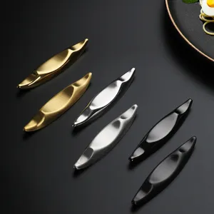 Stainless steel chopstick rest set, creative boat shaped tableware holder for dining table.