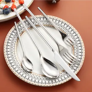 Ensemble de couverts en acier inoxydable 304 cuillère fourchette couteau détail