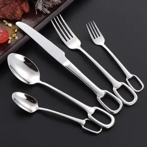 Acciaio Inossidabile Stoviglie Occidentali Set Posate Lucidato a Specchio Coltello Forchetta Cucchiaio Cucina