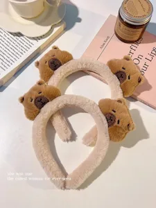Schattige pluche dierlijke haarband met zacht capybara-ontwerp, perfect voor dagelijkse stijl.