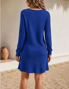 Blue ribbed long-sleeve V-neck knitted dress, casual solid color loose autumn style.