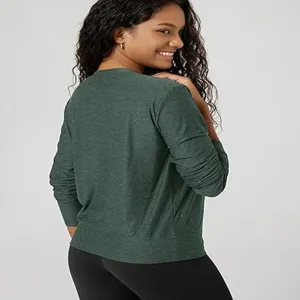 Women's solid green long sleeve crewneck casual slim fit basic top shirt apparel