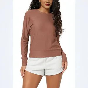 Women's long sleeve crewneck solid color slim fit casual athletic t-shirt top for daily wear
