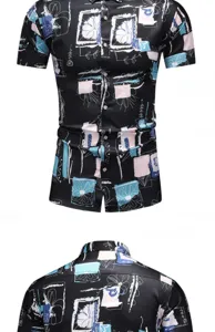 Herren Sommer Kurzarm Casual Hemd mit abstraktem Blumenmuster und Knopfleistendesign.