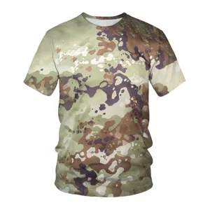 Detail view of the men's short sleeve t-shirt featuring a 3D digital camouflage print.