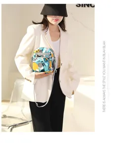 Floral nylon crossbody bag, large capacity multi-pocket zipper shoulder bag for daily travel.