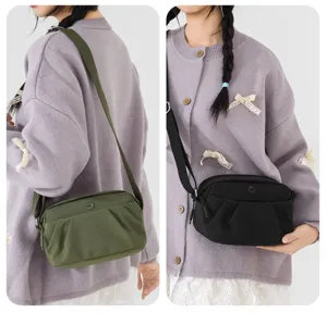 Lightweight oxford cloth women crossbody bag, versatile multi-layer shoulder phone bag spring new