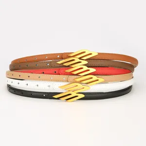 Ensemble de ceinture fine en cuir pour femme avec boucle lettre doree pour jeans.