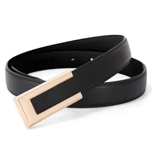 Leren damesriem met gouden gladde gesp, modieuze tailleband voor jurken en broeken.