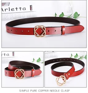 Élégante ceinture en cuir rouge pour femmes avec boucle dorée accessoire de mode taille.