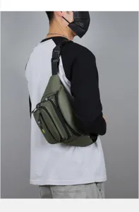 Men's casual tactical chest bag, multi-pocket outdoor sports fanny pack for daily travel.