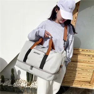 Large capacity travel duffel bag with separate compartment for gym, sports and short trips.